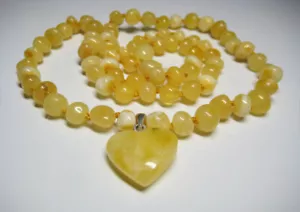 Elegant Genuine Yellow Baltic Amber Necklace Pendant Heart Gemstone 51 cm !!! - Picture 1 of 4