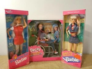 Becky School Photographer, Back To School, Schooltime Fun Barbies Lot Of 3 NRFB - Picture 1 of 7