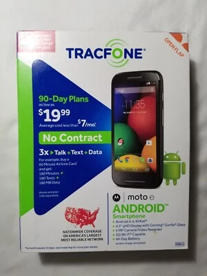 Small Classic Moto E Android Prepaid Cell Phone For Tracfone Simple Mobile Total - Image 1 of 3