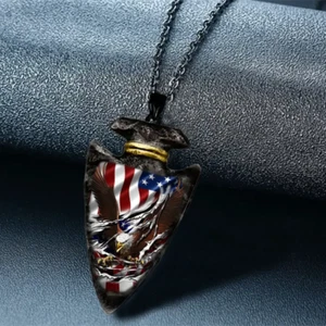 (1) Native American Replica Bald Eagle Triangle Pendant Necklace. - Picture 1 of 24