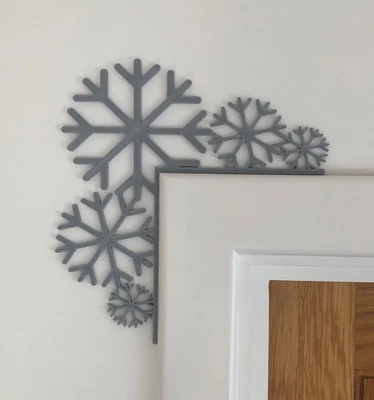 3D Printed Snowflake Door Corner Hanger Christmas Decoration Silver Gold White - Image 1 of 3