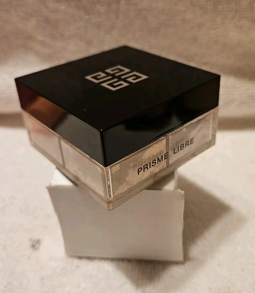 Givenchy Prisme Libre Loose Powder/#2 Satin Blanc/Travel Size .14oz/Old Formula - Image 1 of 4