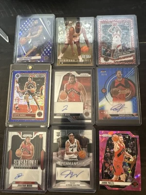 Lote Raptors - McGrady, Vince Carter, Walter Auto, Mogbo Auto, Poeltl Auto, etc. Foto 1 de 4