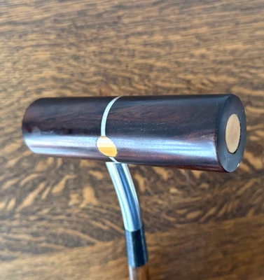 Цилиндрический деревянный паттер/деревянный стержень для правосторонней стойки 36 дюймов вишня с кленовыми вставками без указания бренда - Изображение 1 из 4