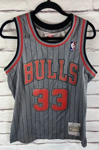 Mitchell And Ness "Scotty Pippen" Men's Size M "Hardwood Classics" Jersey - Picture 1 of 6