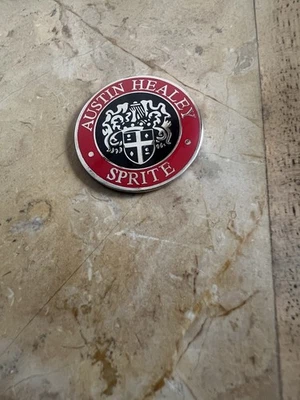 Austin Healey Sprite Autoadhesivo 27mm Calidad Resina Insignia Rojo - Imagen 1 de 4