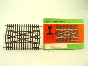 Kreuzende Abzweigung Pilz -  Gleis  Zubehör  #447  - gebr. - Bild 1 von 3