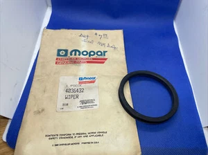 mopar 4036432 wiper seal - Picture 1 of 1