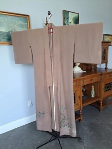 KIMONO IN SETA VINTAGE - FATTO A MANO CON EDERA E LOTO DIPINTI - MARRONE - NON FODERATO - Foto 1 di 22