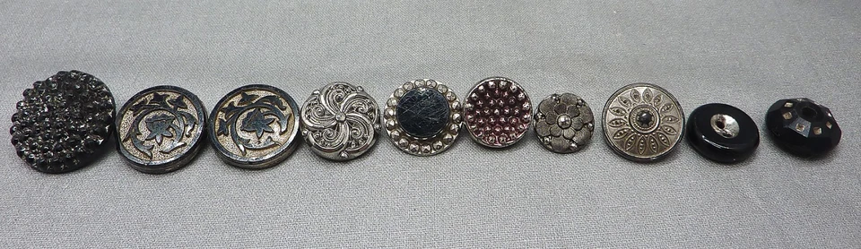 10 botones antiguos vintage de vidrio negro de 1/2" a 15/16" (juego 55) Foto 1 de 4