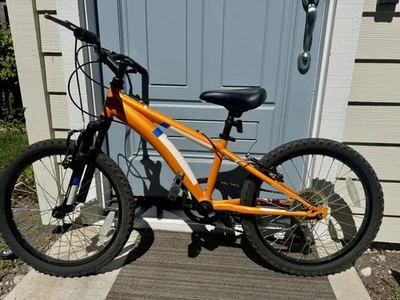 Pre-owned Diamondback Bicycle Cobra 20 For Kids - Image 1 of 4