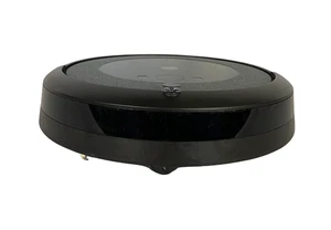iRobot Roomba i3 Plus i3552 Saugroboter schwarz - Zustand akzeptabel - Bild 1 von 5