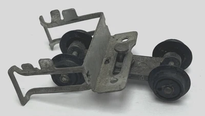 AMERICAN FLYER S-GAUGE PARTS 290 STEAM LOCOMOTIVE FRONT TRUCK - Image 1 of 4