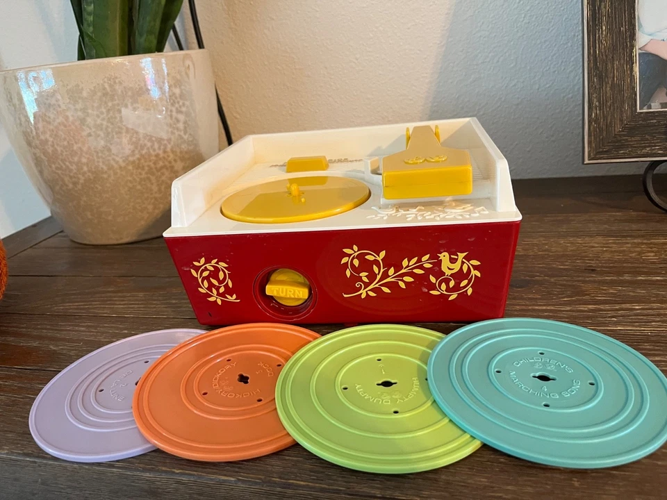 Vintage Fisher Price Music Box Record Player with 4 records - Image 1 of 4