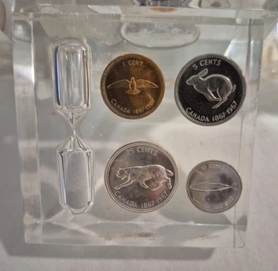 1967 Canada Silver Coin Set in Paperweight cube - 4 Coins - Image 1 of 2