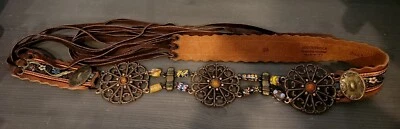 Cinturón de cuero para mujer Rock con hebilla joya borlas de gamuza pequeño 2443 ¡HERMOSO! USA Foto 1 de 4