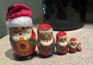Russina 5 Piece Christmas Santa Nesting Matryoshka Dolls EUC - Picture 1 of 6