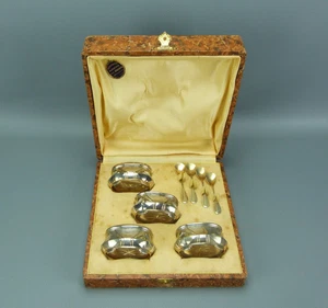 Coffret de 4 anciens salerons en métal, décor art déco, 19320-40 France. - Picture 1 of 9