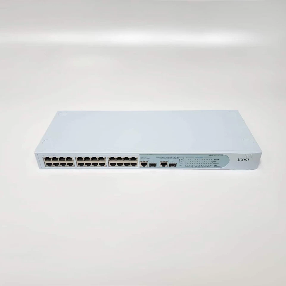 3Com - 3C16475CS 10/100Mbps + 1000Mbps Baseline Switch 2226 - FOR PARTS / AS IS - Image 1 of 4