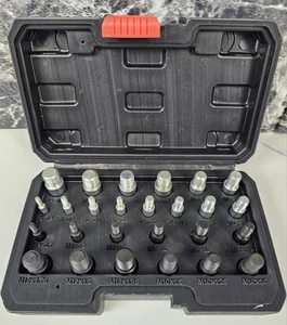 Nut and Bolt Thread Checker, 26 Male/Female Gauges - 14 Inch & 12 Metric,  - Picture 1 of 2