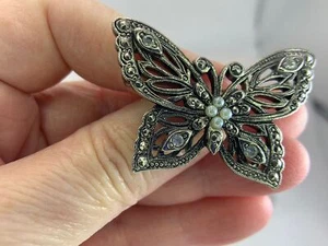 Butterfly Marcasite & Clear Rhinestones Signed Vintage Silver Brooch M-0283* - Picture 1 of 4
