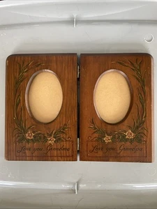 VINTAGE LOVE YOU… OMA DOPPEL FOTORAHMEN HOLZ BEMALT AUS 70’S SCHARNIER - Bild 1 von 6