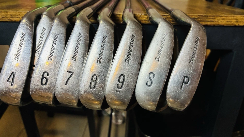 Bridgestone Precept EX Ladies Golf Iron Set 4–PW, SW Graphite L-Flex Right Hand - Image 1 of 4