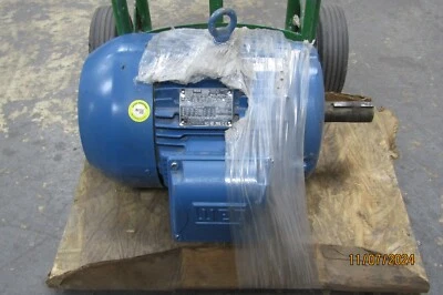 😏 NEW WEG 7.5 HP MOTOR 230/460 VAC 1765 RPM 3∅ 213T FRAME 00718ET3E213T-W22 - Image 1 of 4