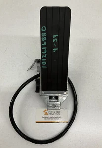 Linde Still ST376984 Accelerator Pedal Assembly - Picture 1 of 8