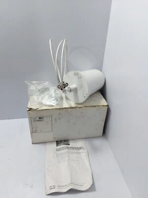 Cisco AIR-ANT2440NV-R Omni Wall Mount Antenna - Image 1 of 4