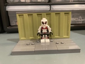 LEGO Marvel Deadpool Minifigure From 6866 white (New custom)
