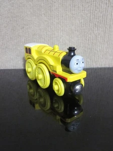 Thomas il treno Molly carro armato ferroviario in legno motore amici giallo 2003 - Foto 1 di 12