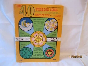 Top 40 Freedom Songs Vocal/Guitar song book 1970 FREE SHIPPING - Picture 1 of 8