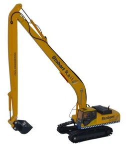 Oxford Diecast 1:76 Scale Komatsu 340 Excavator - Stobart Rail - Picture 1 of 1