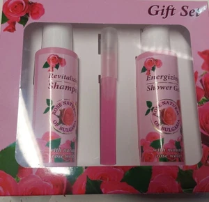 Geschenkset rose Natural of Bulgaria ( Duschgel, Parfume, Shampoo) - Bild 1 von 1