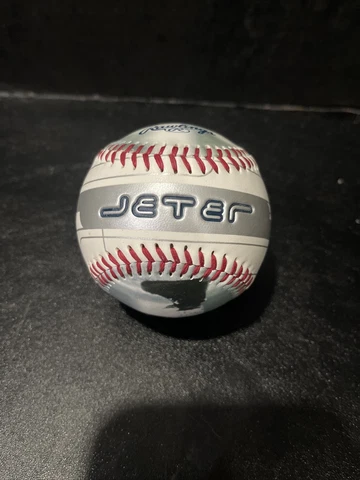 DEREK JETER NY NEW YORK YANKEES LOGO RAWLINGS PHOTO BASEBALL ⚾️ BALL Cover