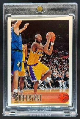 1996-97 Topps 科比布莱恩特新秀 RC #138 湖人队 — 第 1/2 张图片