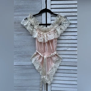 Dolores For Piorette Cream Lace and Peach Satin Teddy. Great Condition. Small. - Picture 1 of 10