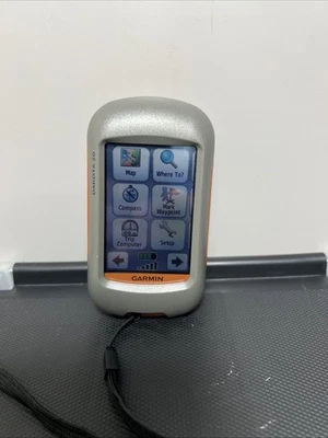 Garmin Dakota 20 2.6" Handheld GPS Navigator Camping Hiking - Image 1 of 4