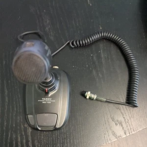 YAESU DYNAMIC MICROPHONE MODEL MD-100 - Zdjęcie 1 z 3