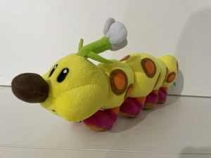 SUPER MARIO - 13 INCH WIGGLER PLUSH SOFT TOY SANEI ALL STAR 2017 NINTENDO JAPAN - Picture 1 of 4