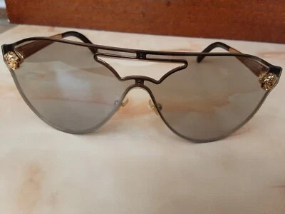 Gafas de sol Versace Mod 2161 1002/6G 140 2N marco color dorado Foto 1 de 4