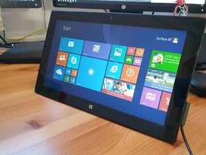 Microsoft Surface RT tablet + Lifetime Office, 32GB, Windows RT 8.1, 10.6in - Picture 1 of 17