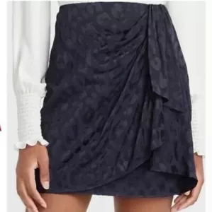 NWT Express Black High Waisted Leopard Jacquard Mini Skirt Size 4 Ruched Front - Picture 1 of 7