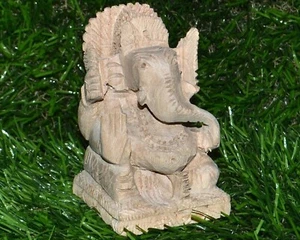 Ganesha Idol Neem Holz Ganpati Idole Pooja Verwendung Holzstatue 3,5 Zoll - Bild 1 von 3