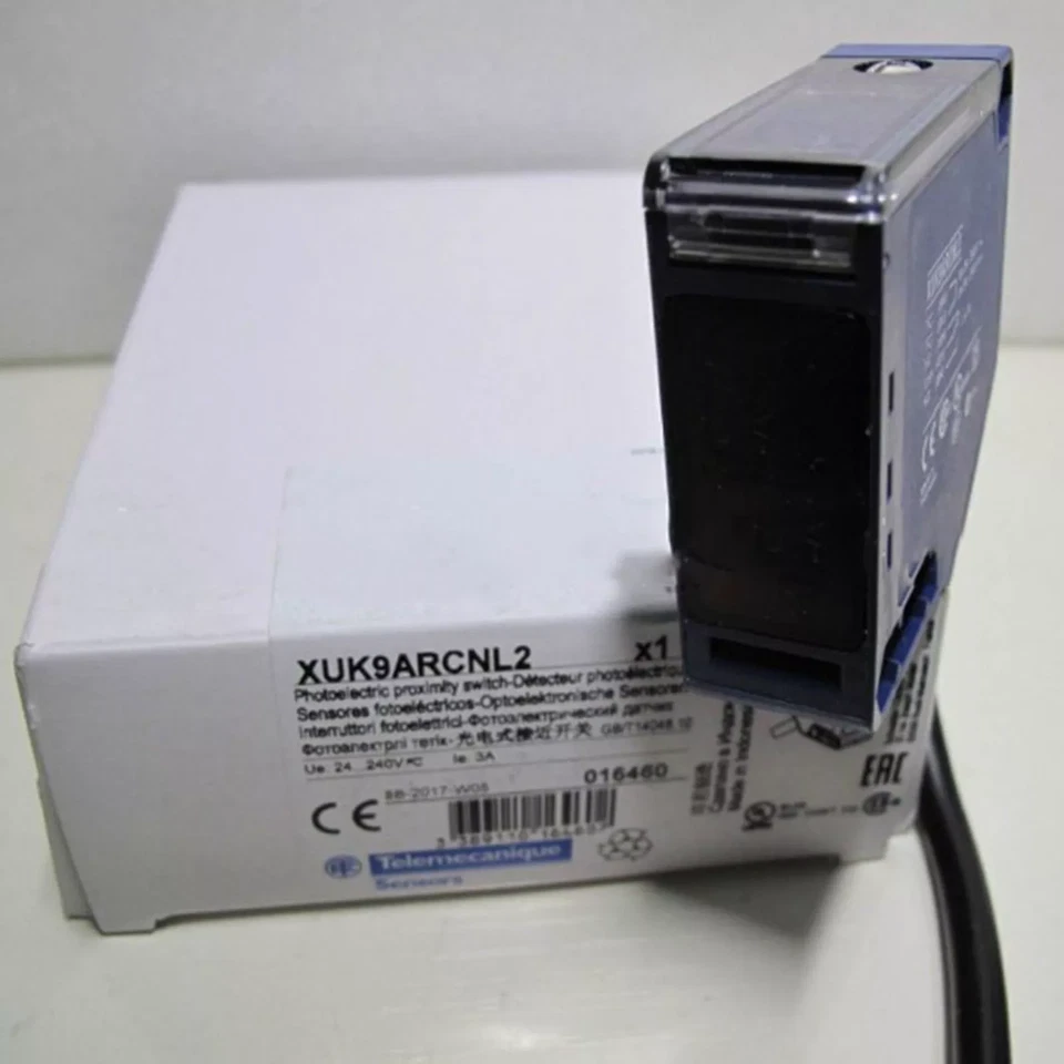 1PC New Telemecanique XUK9ARCNL2 Sensor Proximity Switch - Image 1 of 1