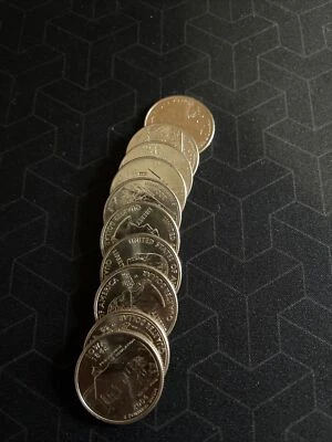 2004 P/D Mixed ￼ 1/4 Quarter Roll (10) Coins Iowa￼ - Image 1 of 2