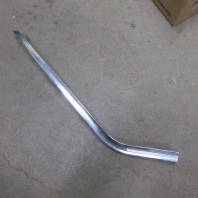 68 1968 CHEVROLET CHEVELLE MALIBU ОРИГИНАЛЬНЫЙ GM ЛЕВОЕ ПЕРЕДНЕЕ КРЫЛО БРОВИ МОЛДИНГ - Изображение 1 из 4