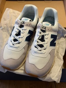 New Balance 574 / ML574SOU / SOU GREY NAVY WHITE / Größe 45 EUR; 11 USA; 10,5 UK - Bild 1 von 4