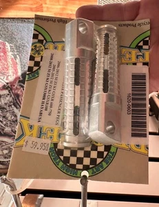 Pro Tek 1620-0603 SuzukI Pro Lite Pass Pegs GSXR 600/750 GSXR 1000 / 1300R - Picture 1 of 3